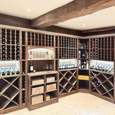 Immagine del prodotto per 'Portabottiglie PRESTIGE in legno di rovere tinto marrone'