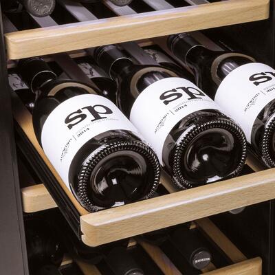 Immagine del prodotto per 'Frigorifero per vini WineChef Pro 40 con app, per 40 bottiglie.'