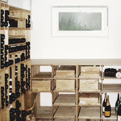 Immagine del prodotto per 'Cantinetta vino CAVEAUSTAR in legno'