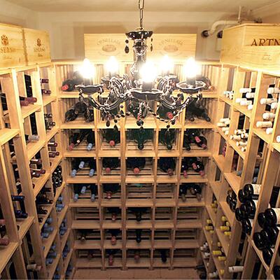 Immagine del prodotto per 'Cantinetta vino CAVEAUSTAR in legno'