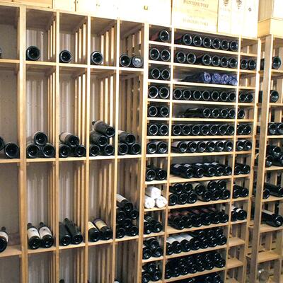 Immagine del prodotto per 'Cantinetta vino CAVEAUSTAR in legno'