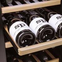 Immagine del prodotto per 'Frigorifero per vini WineChef Pro 40 con app, per 40 bottiglie.'